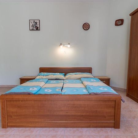 Izabella Panzio Bed & Breakfast ไฮจ์ดุสโซบอสโล ภายนอก รูปภาพ