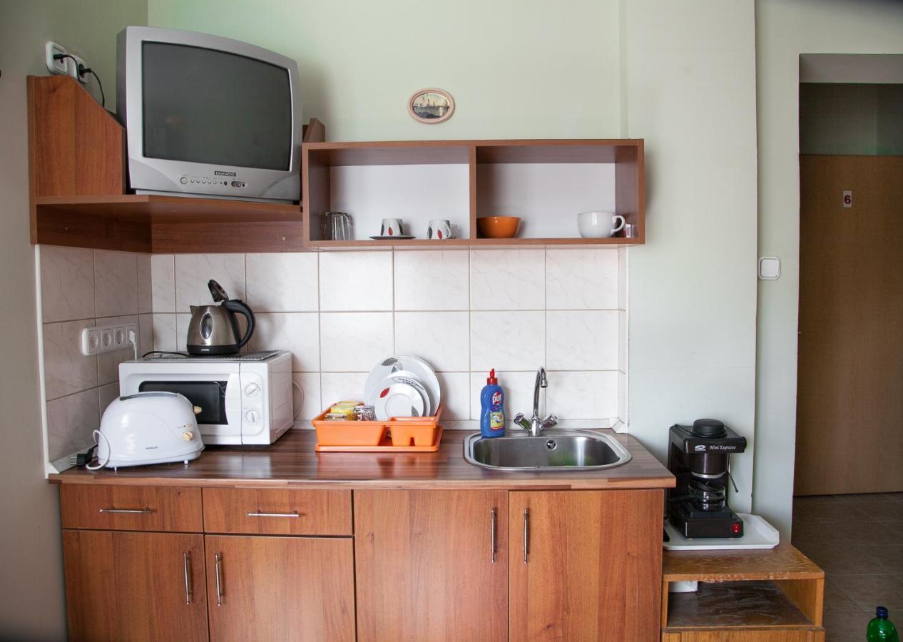 Izabella Panzio Bed & Breakfast ไฮจ์ดุสโซบอสโล ภายนอก รูปภาพ