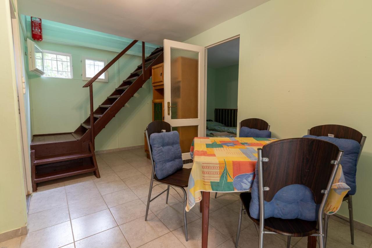 Izabella Panzio Bed & Breakfast ไฮจ์ดุสโซบอสโล ภายนอก รูปภาพ
