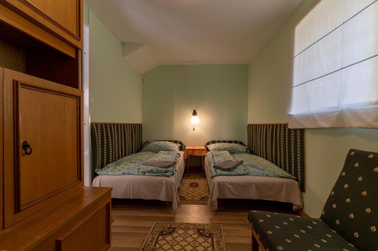 Izabella Panzio Bed & Breakfast ไฮจ์ดุสโซบอสโล ภายนอก รูปภาพ