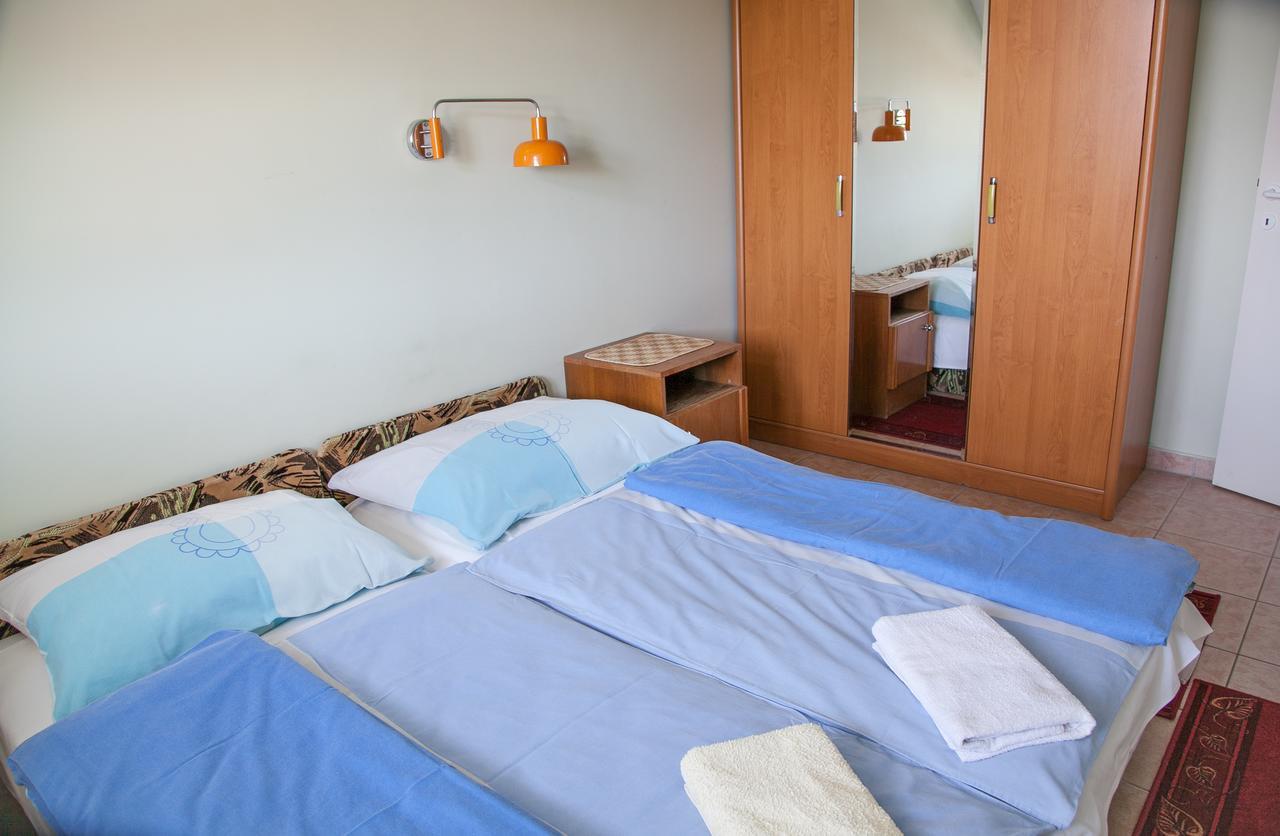 Izabella Panzio Bed & Breakfast ไฮจ์ดุสโซบอสโล ภายนอก รูปภาพ