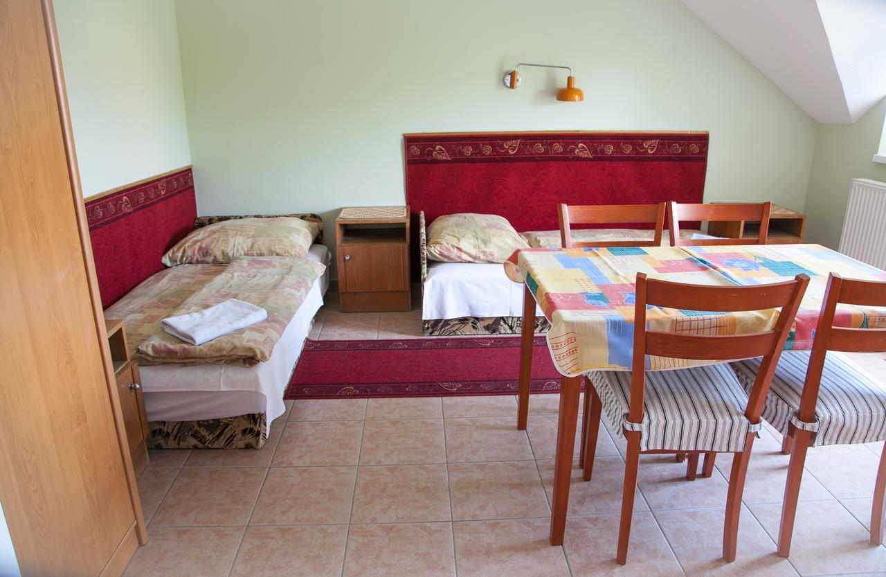 Izabella Panzio Bed & Breakfast ไฮจ์ดุสโซบอสโล ภายนอก รูปภาพ